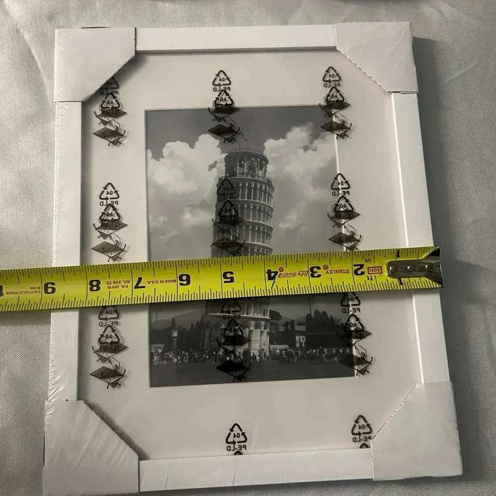 4 pack of 9” by 11” picture frames